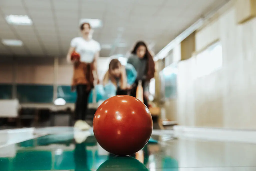 Bowling Prices in Toronto