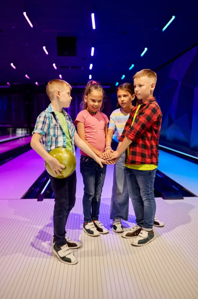 Kids Bowling Birthday Parties in Toronto