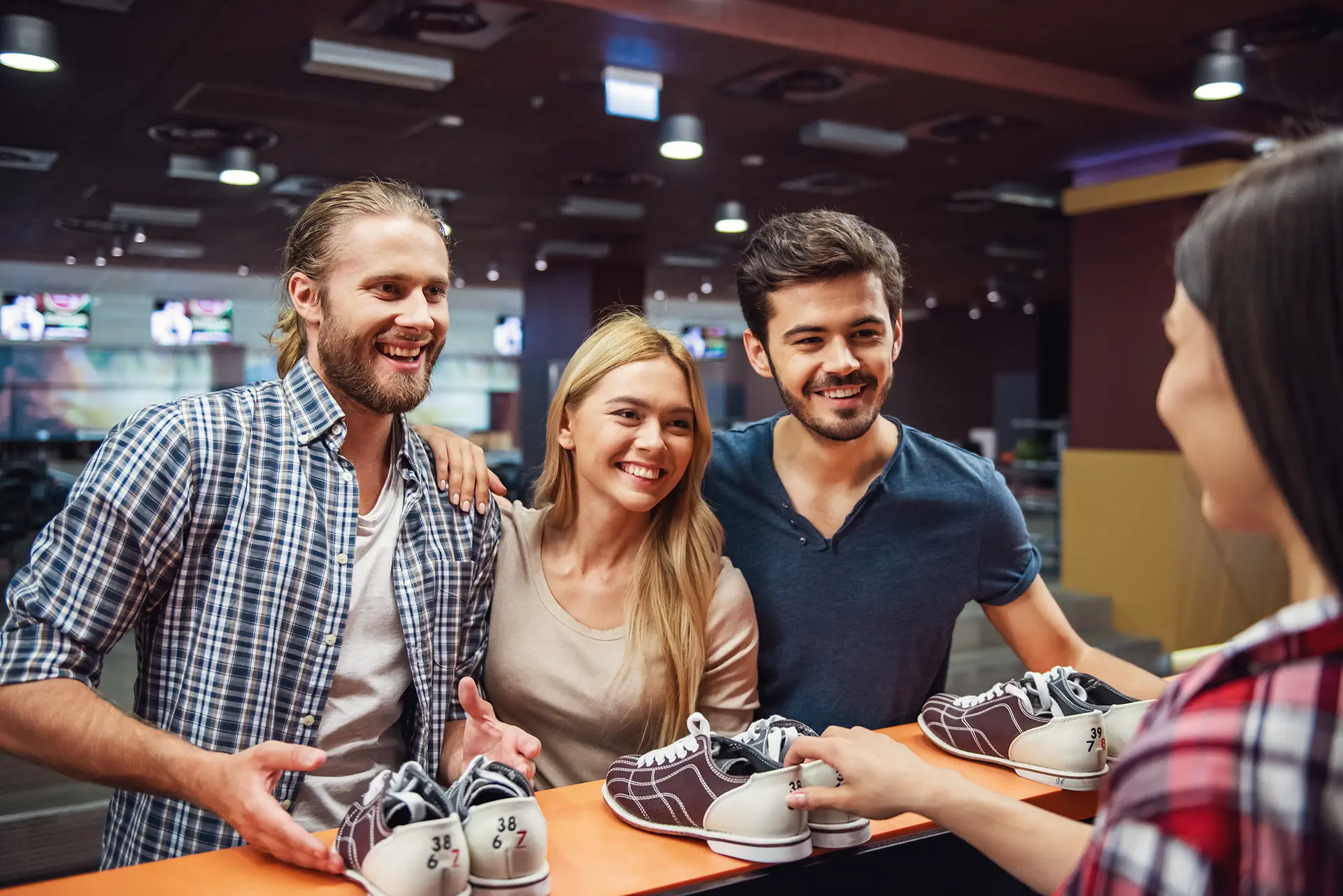 Choosing bowling shoes